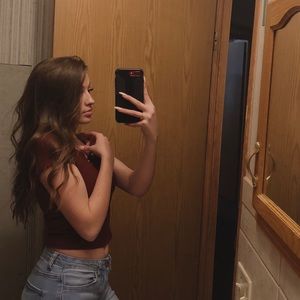 Meet your Posher, Annmarie